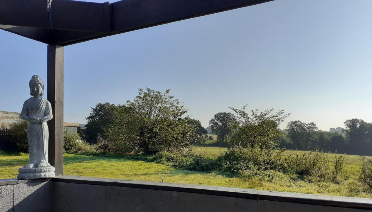 Locarn Lodge, Goas Rep Dış mekan fotoğraf